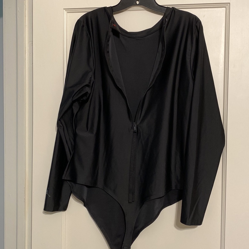 Jordan Black Bodysuit Leotard With Zipper Back and Thong Detail Size 2X - Picture 5 of 9
